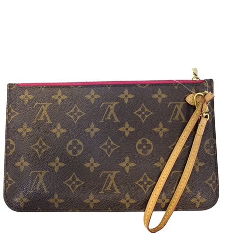 lv wristlet